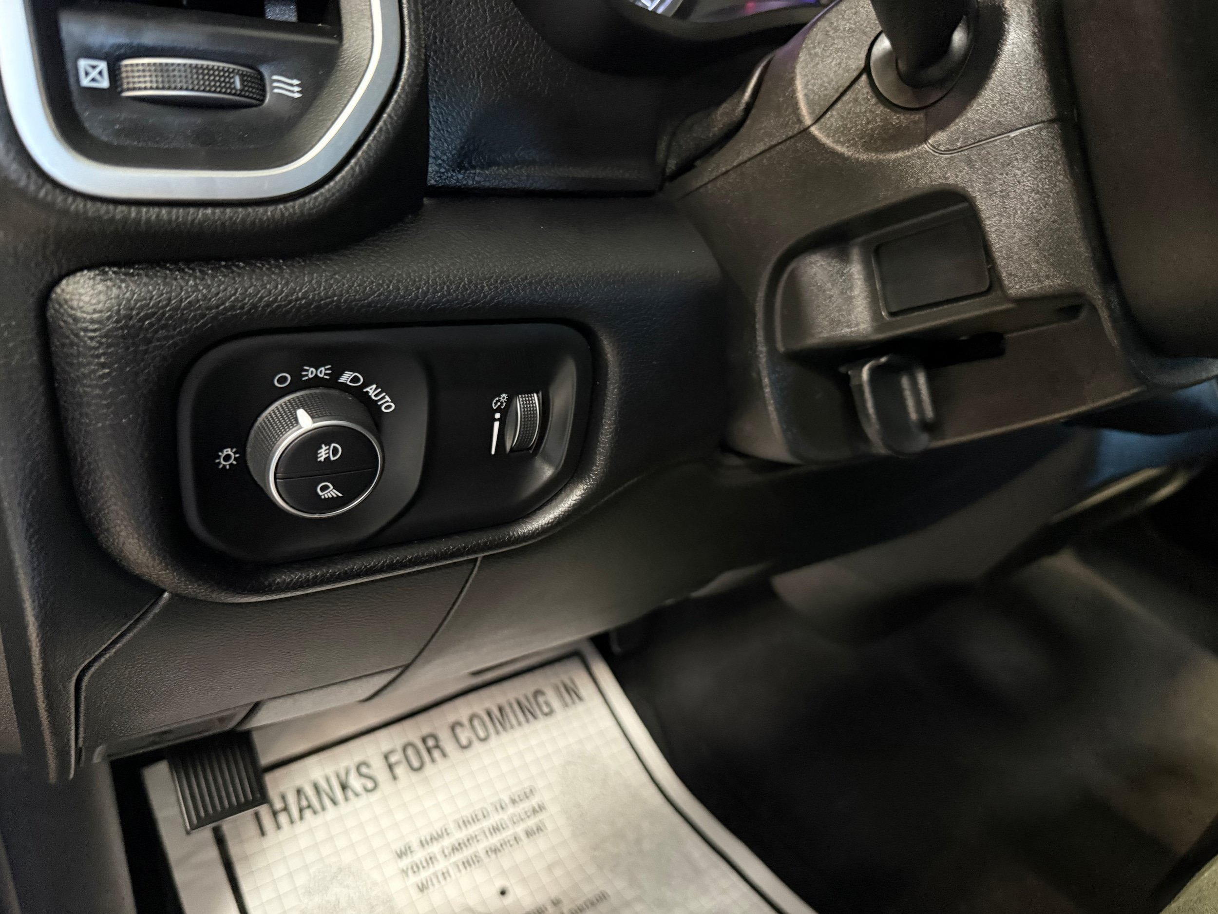 Certified 2025 RAM 2500 Big Horn AWD/4WD image 42