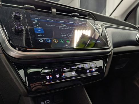 Used 2023 Chevrolet Bolt EUV Premier w/ Sun & Sound Package FWD image 25