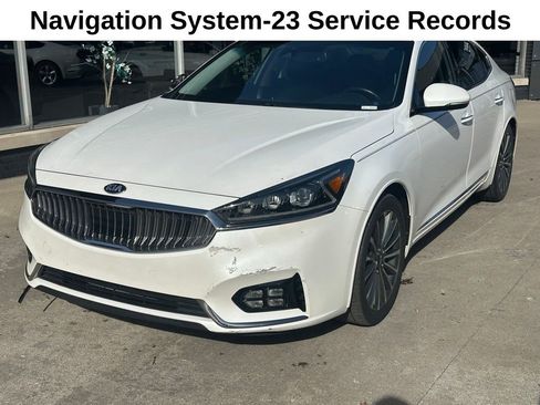 Used 2017 Kia Cadenza Technology image 7