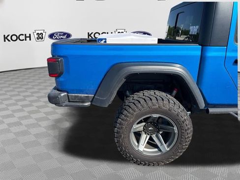 Used 2022 Jeep Gladiator Rubicon w/ LED Lighting Group AWD/4WD image 16