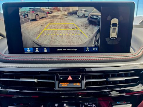 Used 2025 Acura MDX A-Spec image 47