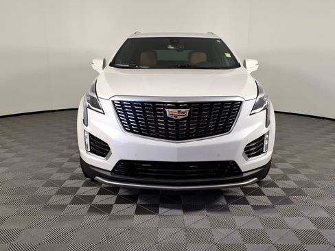 Certified 2024 Cadillac XT5 Premium Luxury FWD image 2