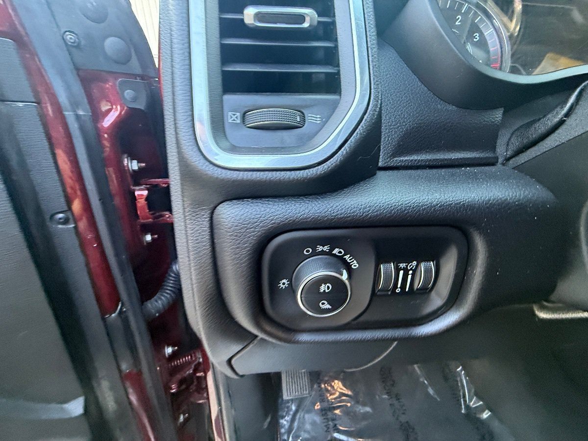 Used 2021 RAM 2500 Laramie AWD/4WD image 28