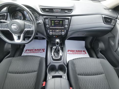 Used 2018 Nissan Rogue SV w/ Premium Package AWD/4WD image 15