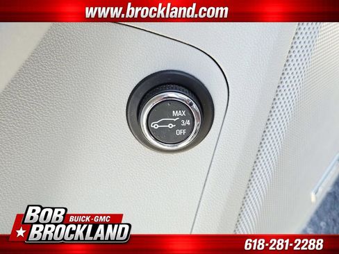 Used 2017 GMC Acadia SLT FWD image 39
