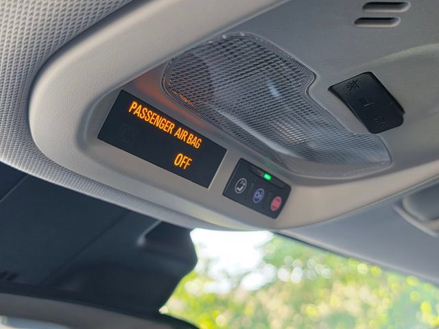 Used 2025 Chevrolet Trax LT FWD image 30