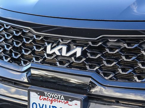 Used 2022 Kia Sorento S w/ Panoramic Sunroof Package image 8