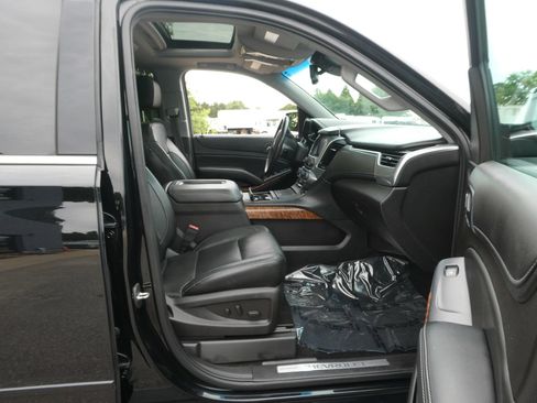 Used 2017 Chevrolet Tahoe Premier AWD/4WD image 26