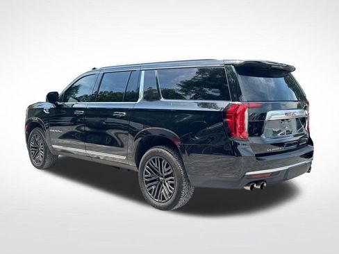 Used 2021 GMC Yukon XL Denali AWD/4WD image 3