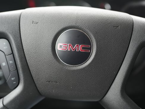 Used 2023 GMC Savana 2500 w/ Driver Convenience Package image 22