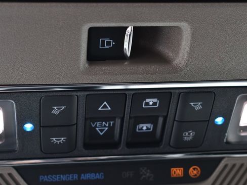 New 2026 Ford F450 Platinum w/ Platinum Plus Package image 37