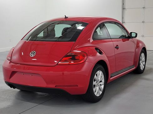Used 2013 Volkswagen Beetle 2.5 image 10