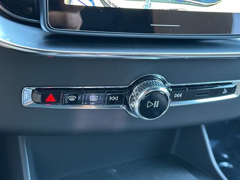 New 2026 Volvo XC90 T8 Plus image 19