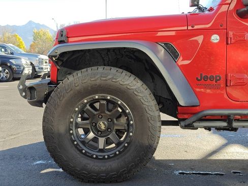 Used 2021 Jeep Wrangler Unlimited Sport image 32