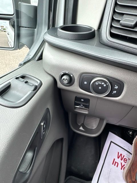 Used 2025 Ford Transit 250 Low Roof w/ Exterior Upgrade Package RWD image 40
