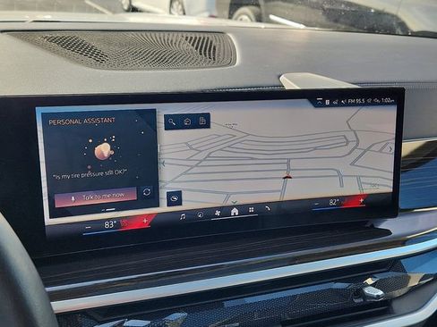 Certified 2024 BMW X7 xDrive40i w/ Premium Package image 19