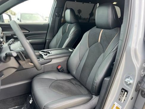 Certified 2026 Toyota Grand Highlander AWD Hybrid image 14