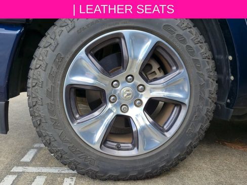 Used 2019 RAM 1500 Laramie AWD/4WD image 10