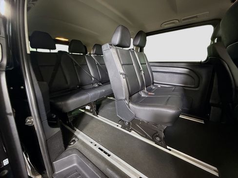 Used 2020 Mercedes-Benz Metris Passenger w/ Premium Safety Package image 25