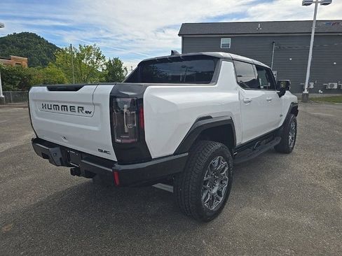 New 2025 GMC Hummer EV 3X image 10