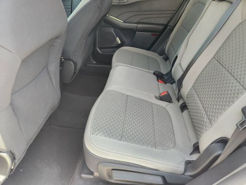 Used 2022 Ford Escape SE w/ SE Sport Appearance Package FWD image 28