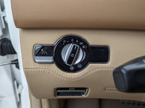 Used 2013 Mercedes-Benz CL 550 4MATIC image 15