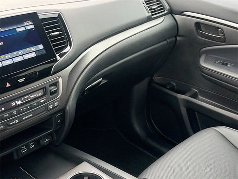 Used 2024 Honda Passport EX-L image 24