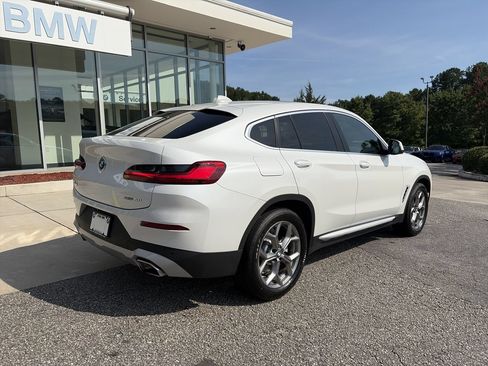 Used 2025 BMW X4 xDrive30i AWD/4WD image 8