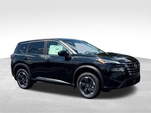 Certified 2026 Nissan Rogue SV AWD/4WD image 8