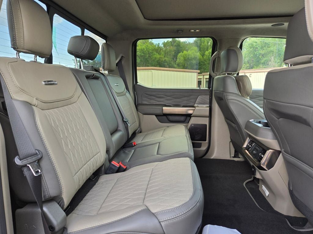 New 2026 Ford F250 Platinum w/ Platinum Plus Package AWD/4WD image 15