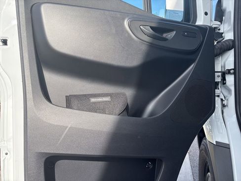 New 2026 Mercedes-Benz Sprinter 2500 image 38