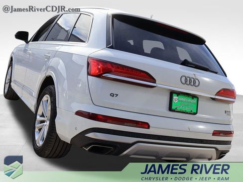 Used 2025 Audi Q7 3.0T Premium Plus image 3