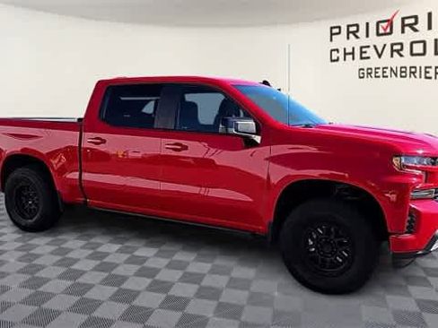 Used 2021 Chevrolet Silverado 1500 RST image 2