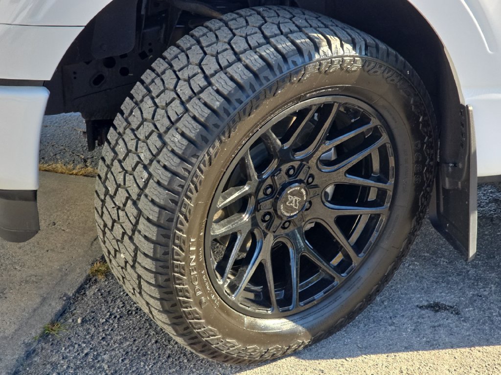 Used 2025 Ford F150 STX w/ Equipment Group 200A RWD image 28