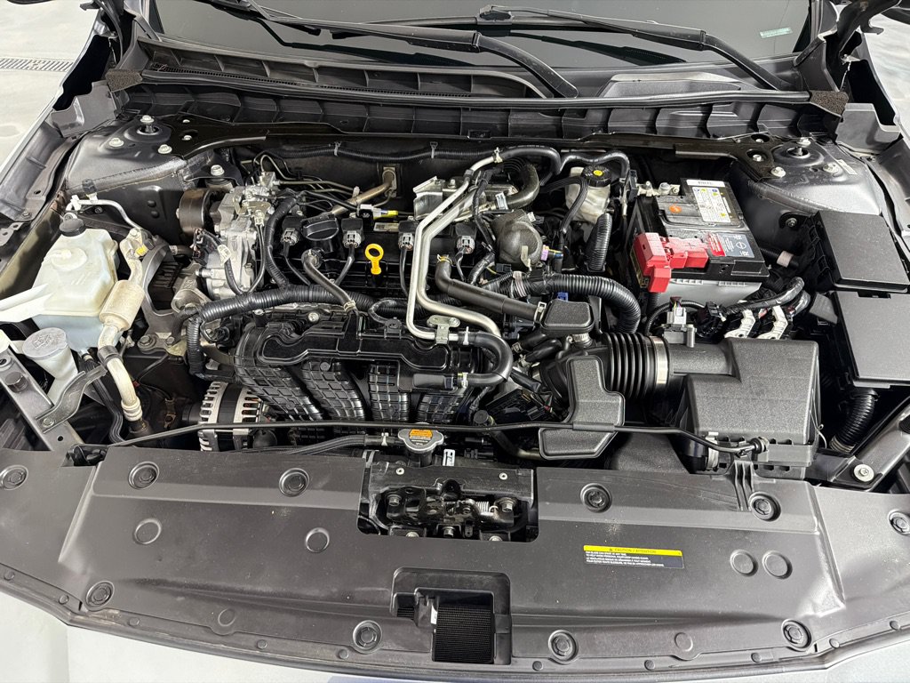 Used 2024 Nissan Altima 2.5 SV AWD/4WD image 22