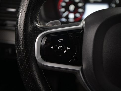 Used 2019 Volvo XC90 T6 R-Design w/ Protection Package image 38