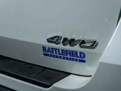 Used 2025 Ford Explorer Platinum w/ Ultimate Package image 7