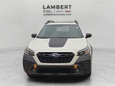 Used 2022 Subaru Outback Wilderness w/ Wilderness Package AWD/4WD image 8