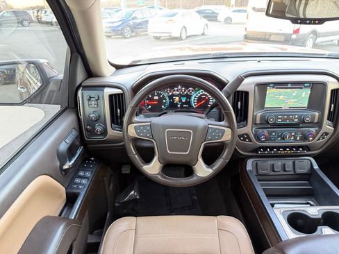 Used 2018 GMC Sierra 1500 Denali w/ Denali Ultimate Package image 33