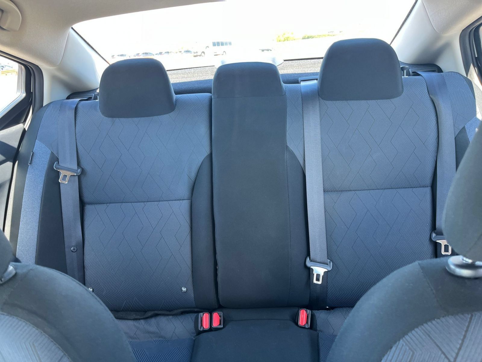 Used 2025 Nissan Versa SV FWD image 32
