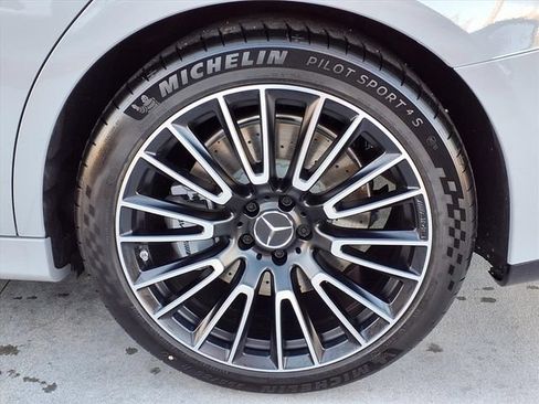 New 2026 Mercedes-Benz E 53 AMG e 4MATIC Sedan image 24