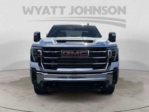 New 2026 GMC Sierra 2500 SLT AWD/4WD image 8