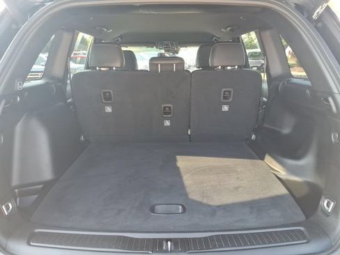 Used 2024 Jeep Grand Cherokee Limited AWD/4WD image 8