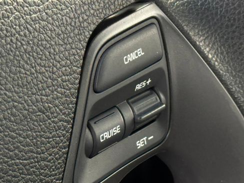 Used 2018 Kia Forte LX w/ LX Popular Package image 13