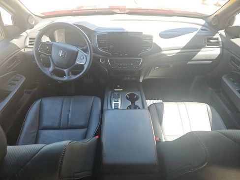 Used 2024 Honda Passport TrailSport image 9