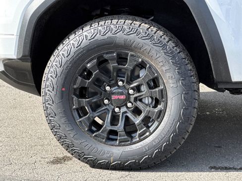 New 2026 GMC Canyon Elevation image 30