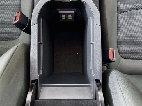 Certified 2025 Toyota RAV4 LE AWD/4WD image 30