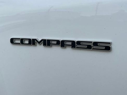 Used 2023 Jeep Compass Limited AWD/4WD image 30