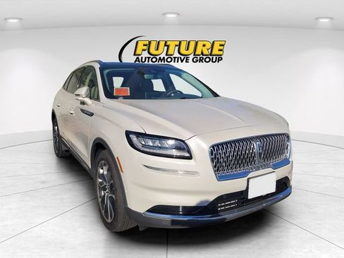 Used 2022 Lincoln Nautilus Reserve w/ Equipment Group 201A FWD image 1