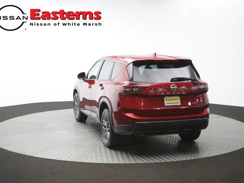Used 2024 Nissan Rogue S AWD/4WD image 37